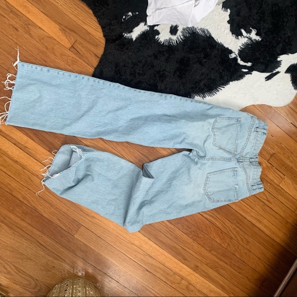 Zara Light Wash High Waisted Wide Leg Jeans - Picture 7 of 11